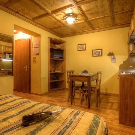 Checrouit Apart-hotel Courmayeur