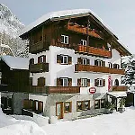 Checrouit Apartahotel