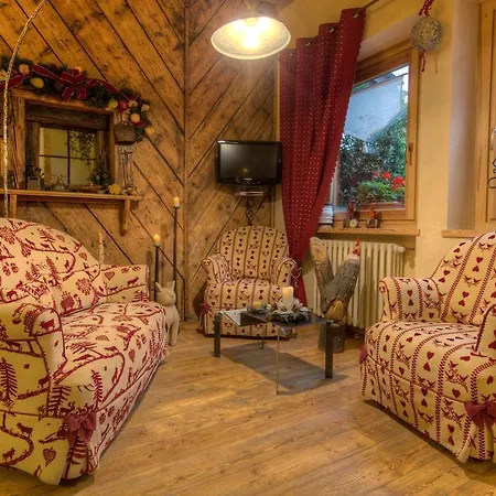 Aparthotel Checrouit