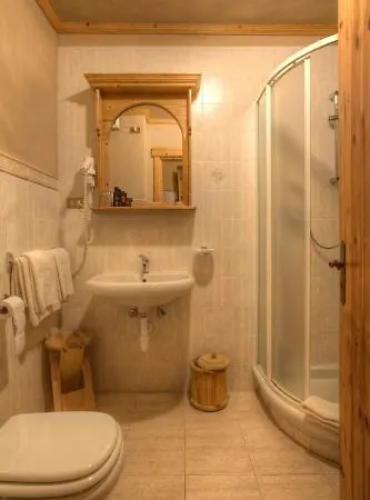 Checrouit Aparthotel 3*