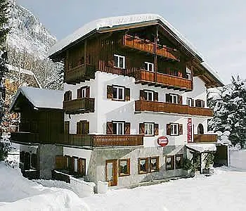 Checrouit Hotel apartamentowy
