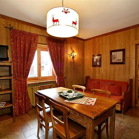 Checrouit Aparthotel 3*