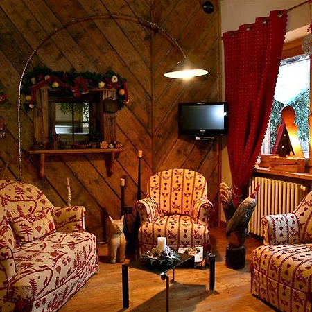 Checrouit Aparthotel 3*