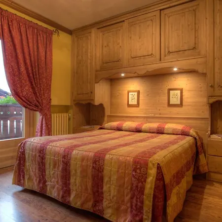 Checrouit Aparthotel