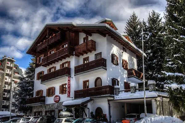 Checrouit 3* קורמאיור