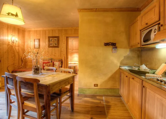 아파트호텔 Checrouit 3*