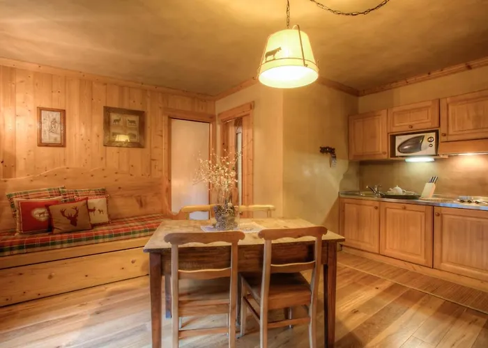 Checrouit 3* קורמאיור